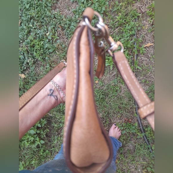 Frye crossbody.  Firm! No offers - Picture 10 of 13